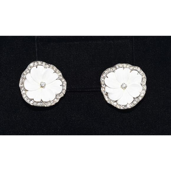KENNETH JAY LANE Vintage Flower and Rhinestones Crystal Clip Earrings - Picture 6 of 8